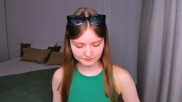 Snapshot of LookEva chatting on 17, 5, 2026 LookEva online show from 17, 5, 2026