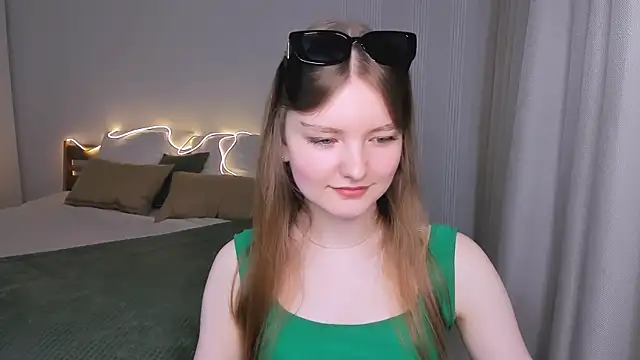 Snapshot of LookEva chatting on 16, 5, 2026 LookEva online show from 16, 5, 2026