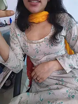 zoya baby  online show from 5, 6, 2026