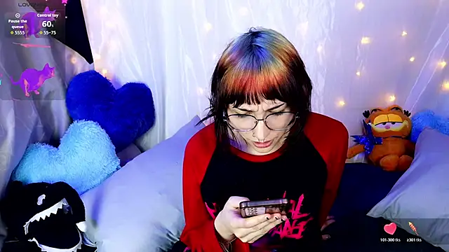 Snapshot of _HoshiMiuu_ chatting on 20, 5, 2026 HoshiMiuu online show from 20, 5, 2026