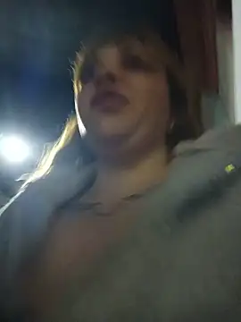 Isabella  Risky online show from 8, 6, 2026