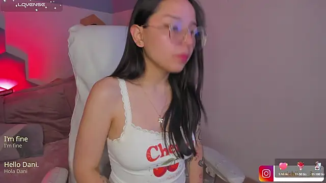 kitty patitas suavesss online show from 8, 6, 2026