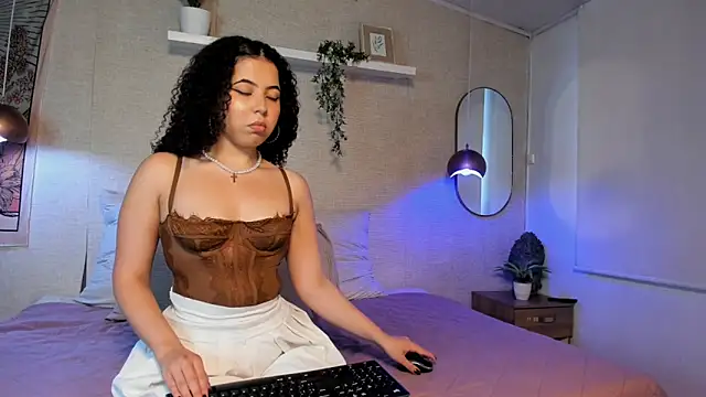 Honey Sofi online show from 26, 5, 2026