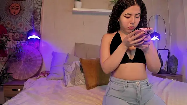 Honey Sofi online show from 5, 8, 2026