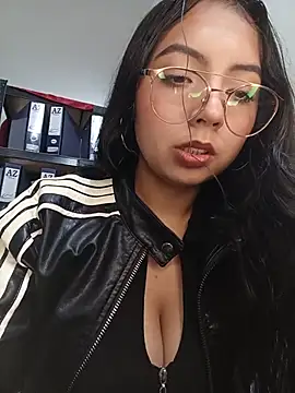 Snapshot of JENNIFER__03 chatting on 24, 7, 2026 JENNIFER 03 online show from 24, 7, 2026