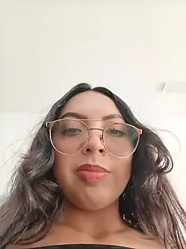 JENNIFER  03 online show from 31, 5, 2026
