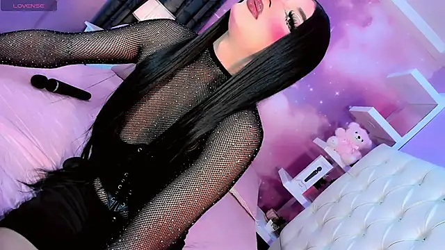 Lexxy Mattell online show from 25, 7, 2026
