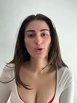 Snapshot of OliviaBaby- chatting on 13, 5, 2026 OliviaBaby- online show from 13, 5, 2026