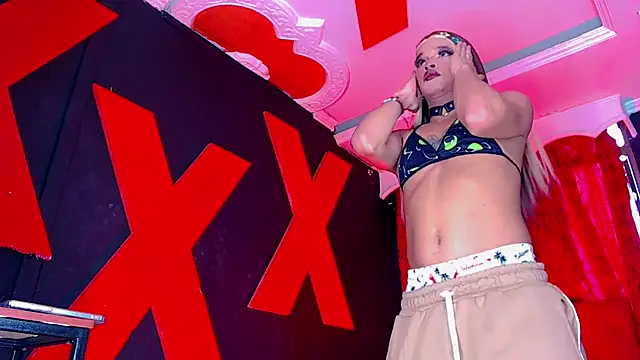 Mia Colucci25 online show from 29, 7, 2026