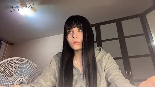 gothicq online show from 11, 5, 2026