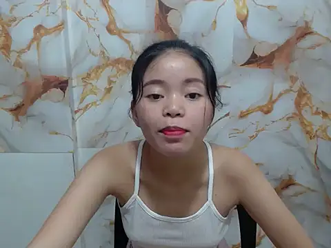 Snapshot of Sweet_Sarah69 chatting on 29, 5, 2026 Sweet Sarah69 online show from 29, 5, 2026
