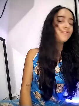 Snapshot of L0lita_Emi12 chatting on 12, 5, 2026 L0lita Emi12 online show from 12, 5, 2026