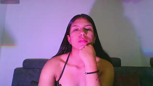 FernandaHils online show from 5, 5, 2026