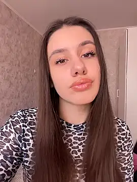 Selena Mur  online show from 4, 6, 2026