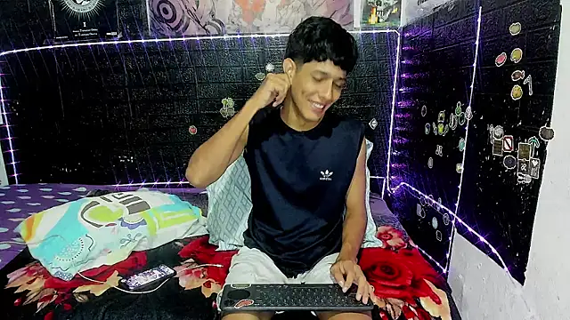 Snapshot of santos_dx chatting on 21, 6, 2026 santos dx online show from 21, 6, 2026