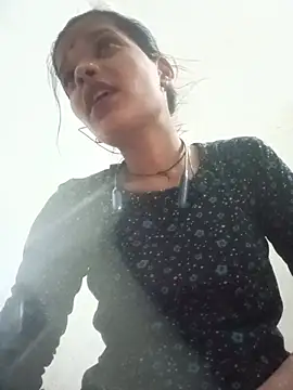 Snapshot of Student_garl_1 chatting on 1, 6, 2026 Student garl 1 online show from 1, 6, 2026