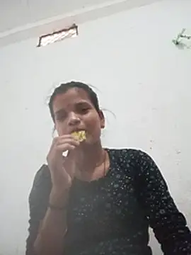 Snapshot of Student_garl_1 chatting on 11, 6, 2026 Student garl 1 online show from 11, 6, 2026