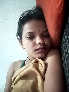 Snapshot of Student_garl_1 chatting on 15, 5, 2026 Student garl 1 online show from 15, 5, 2026