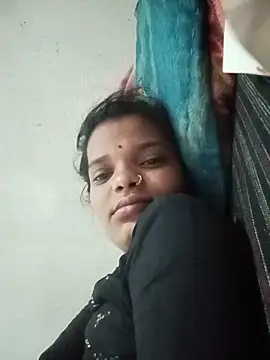 Snapshot of Student_garl_1 chatting on 23, 5, 2026 Student garl 1 online show from 23, 5, 2026