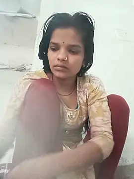 Snapshot of Student_garl_1 chatting on 24, 5, 2026 Student garl 1 online show from 24, 5, 2026