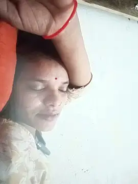 Snapshot of Student_garl_1 chatting on 25, 5, 2026 Student garl 1 online show from 25, 5, 2026