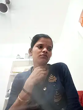 Student garl 1 online show from 4, 5, 2026