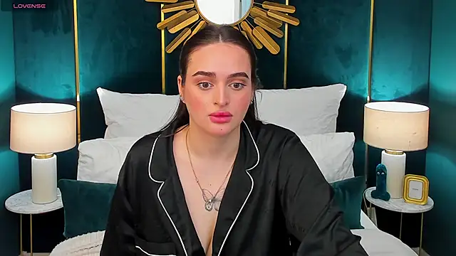 AdellSky online show from 6, 5, 2026