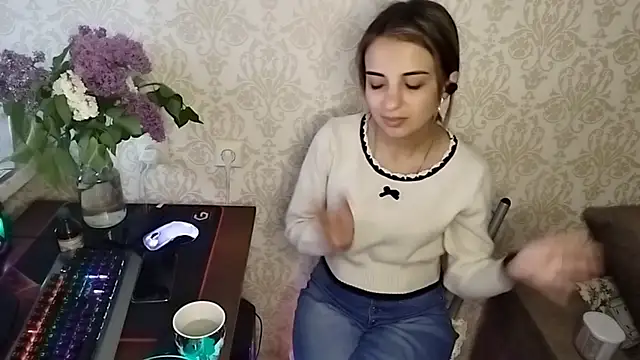 Snapshot of By_Mira chatting on 9, 5, 2026 By Mira online show from 9, 5, 2026