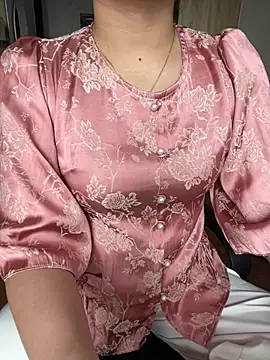 Snapshot of cherry_by chatting on 5, 6, 2026 cherry by online show from 5, 6, 2026