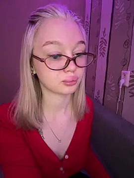 Snapshot of Velvet_Doll_ chatting on 1, 6, 2026 Velvet Doll online show from 1, 6, 2026