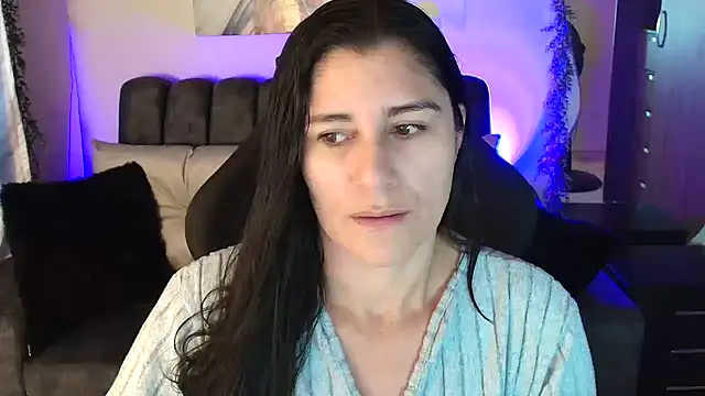 LUCYMILF SEXY online show from 26, 5, 2026