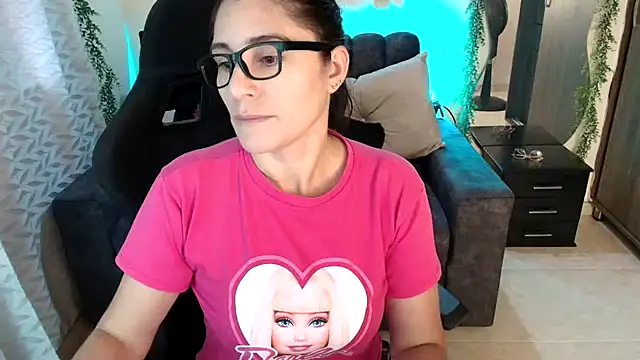 LUCYMILF SEXY online show from 12, 7, 2026