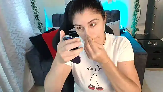 LUCYMILF SEXY online show from 18, 7, 2026