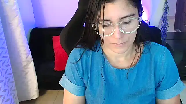 LUCYMILF SEXY online show from 23, 5, 2026