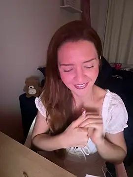 Snapshot of therealgingerr chatting on 4, 6, 2026 therealgingerr online show from 4, 6, 2026
