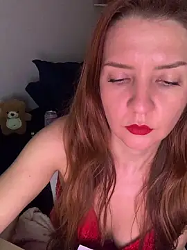 Snapshot of therealgingerr chatting on 24, 5, 2026 therealgingerr online show from 24, 5, 2026