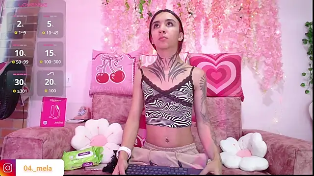 naomi femme online show from 28, 5, 2026