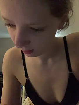 Snapshot of Tatum-Bear chatting on 12, 5, 2026 Tatum-Bear online show from 12, 5, 2026