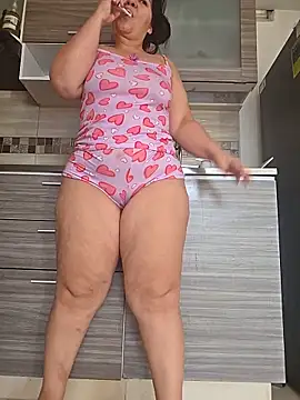 Snapshot of DiosaBelle chatting on 28, 6, 2026 DiosaBelle online show from 28, 6, 2026