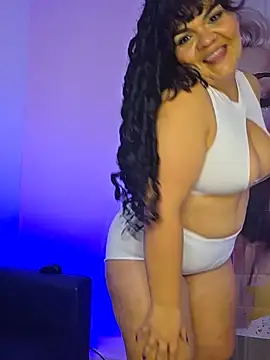 Snapshot of DiosaBelle chatting on 25, 6, 2026 DiosaBelle online show from 25, 6, 2026