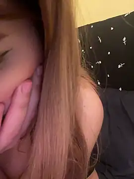 naughty vivian online show from 18, 6, 2026