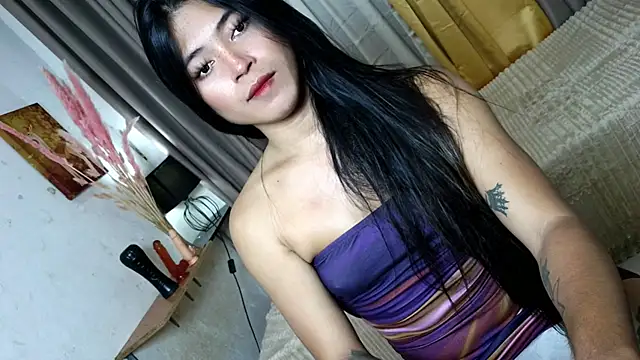 Snapshot of Ladymikaela chatting on 5, 5, 2026 Ladymikaela online show from 5, 5, 2026