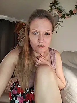 Snapshot of Candy_Cougar chatting on 5, 6, 2026 Candy Cougar online show from 5, 6, 2026