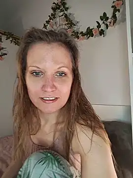 Snapshot of Candy_Cougar chatting on 17, 6, 2026 Candy Cougar online show from 17, 6, 2026