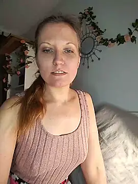 Snapshot of Candy_Cougar chatting on 5, 6, 2026 Candy Cougar online show from 5, 6, 2026