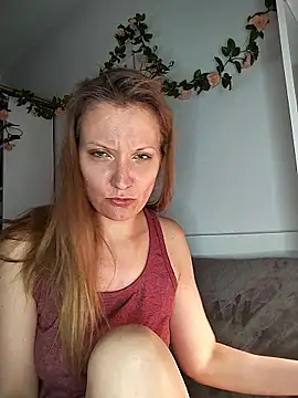 Snapshot of Candy_Cougar chatting on 19, 6, 2026 Candy Cougar online show from 19, 6, 2026