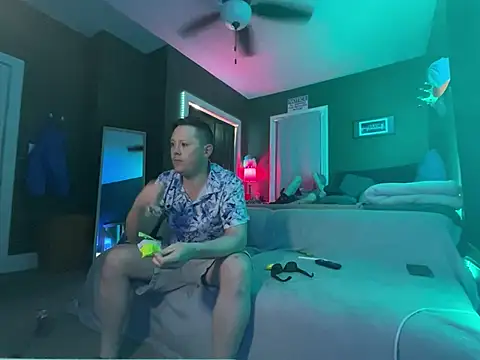 Snapshot of thick_d_energy1 chatting on 18, 5, 2026 thick d energy1 online show from 18, 5, 2026