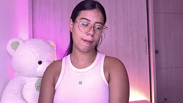 Raven stonee01 online show from 19, 7, 2026