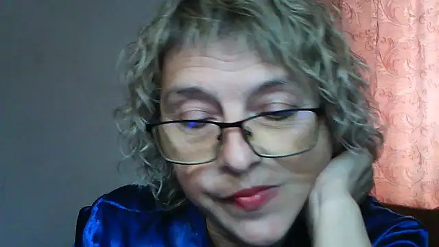 Snapshot of ElizabethGorden chatting on 17, 6, 2026 ElizabethGorden online show from 17, 6, 2026