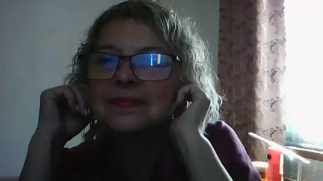 Snapshot of ElizabethGorden chatting on 9, 7, 2026 ElizabethGorden online show from 9, 7, 2026